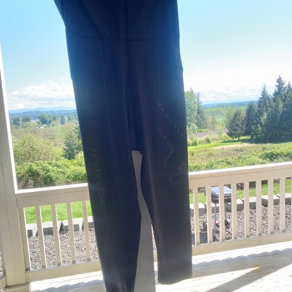 2XU Cropped Leggings - Maternity wear